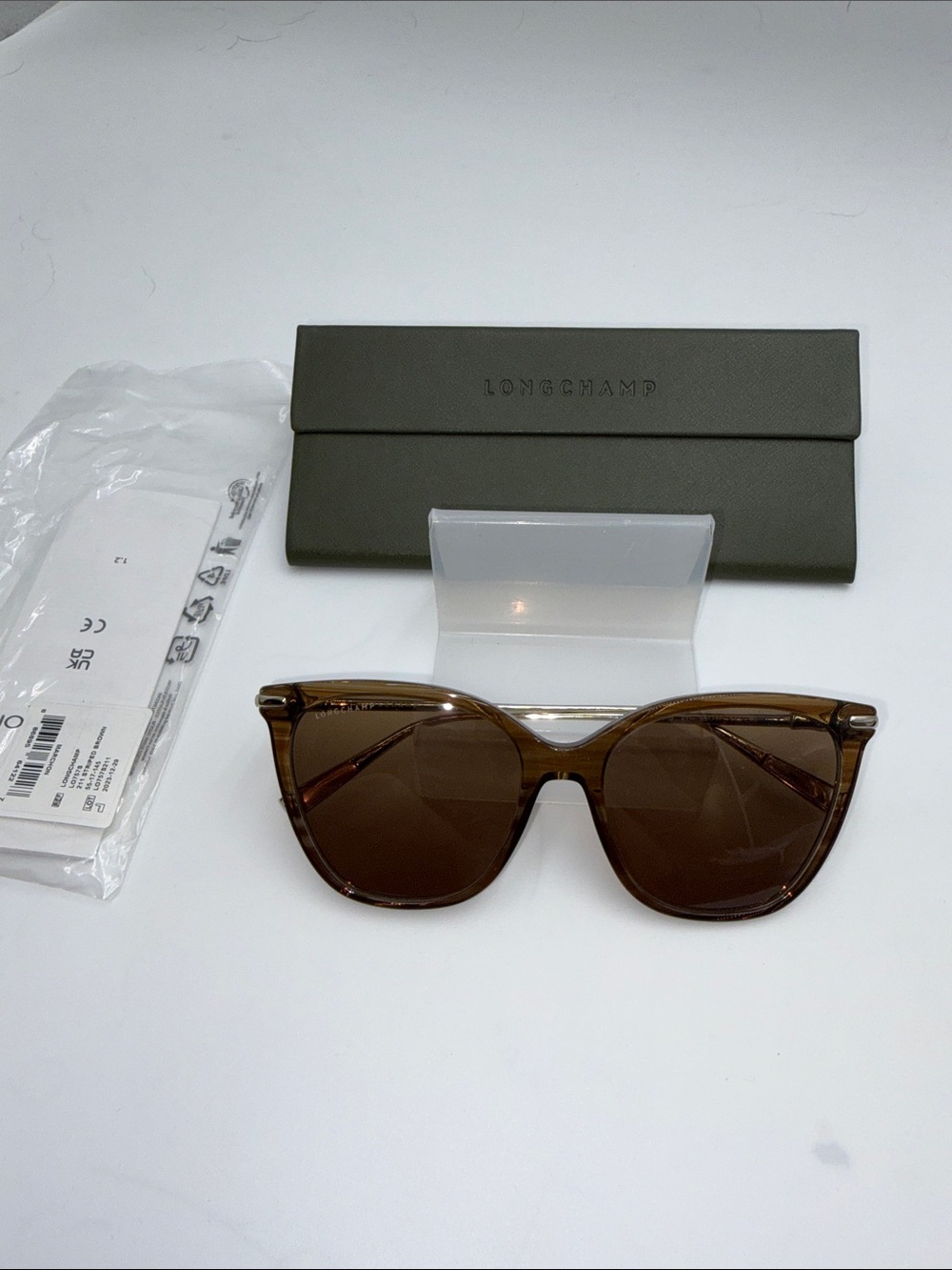 Longchamp Translucent Brown Cat-Eye Sunglasses